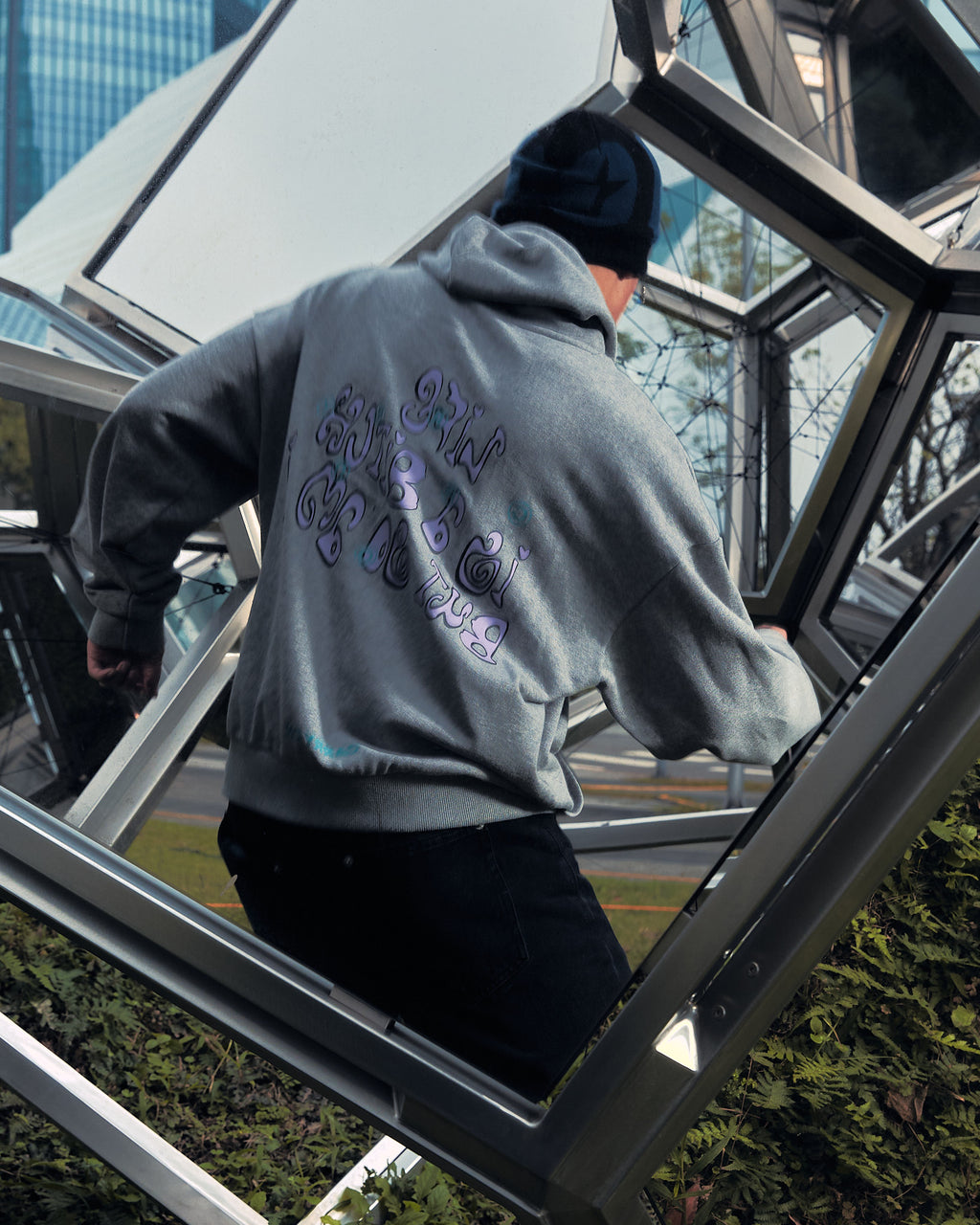 CARRYON 26 Pre-Spring LIFE IS A BITCH Hoodie 內刷毛帽T  灰色