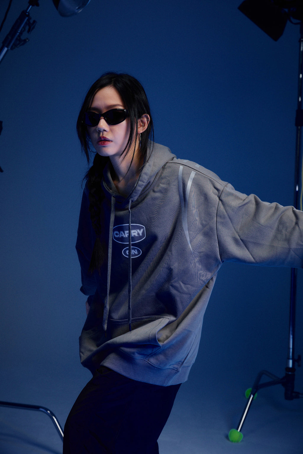 CARRYON 24FW Thunder Flow Hoodie 330g 毛圈巾 閃電 反光條 帽T  灰色