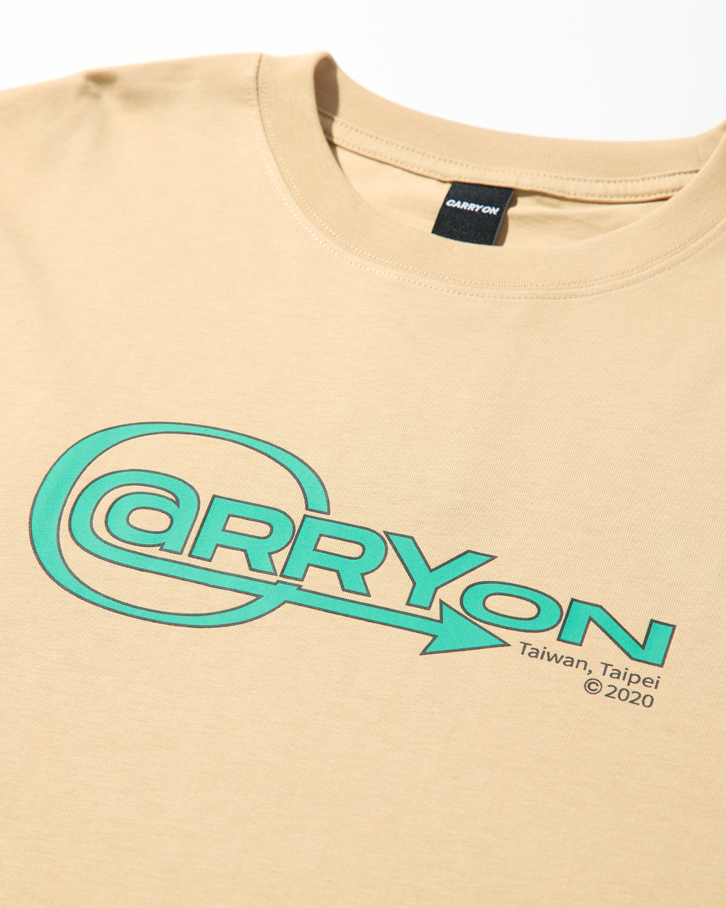CARRYON 26SS Pre-Release Arrow Logo Tee 經典箭頭短T 卡其