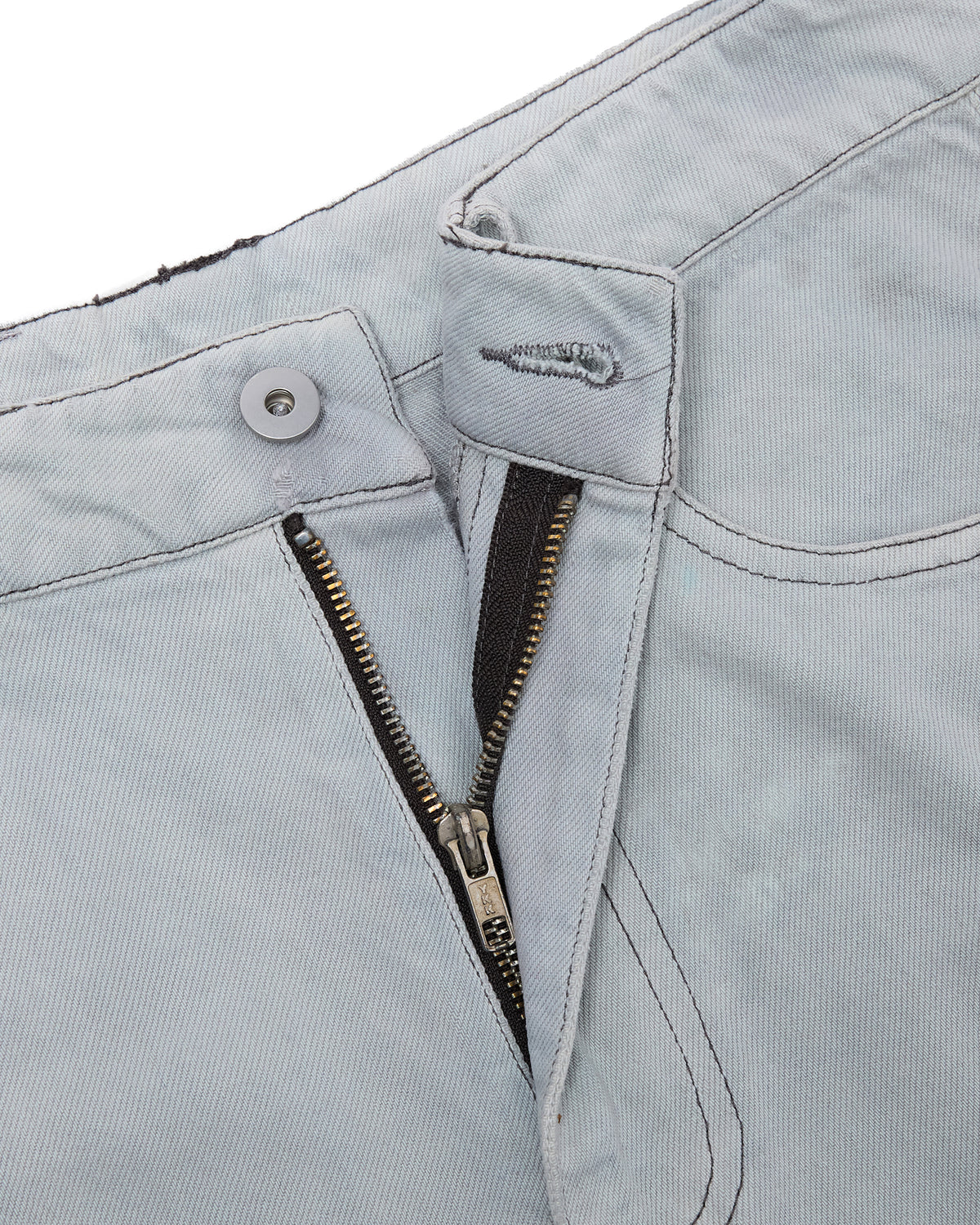 CARRYON 26SS  Washed Patch Jeans 水洗布章牛仔褲 灰白