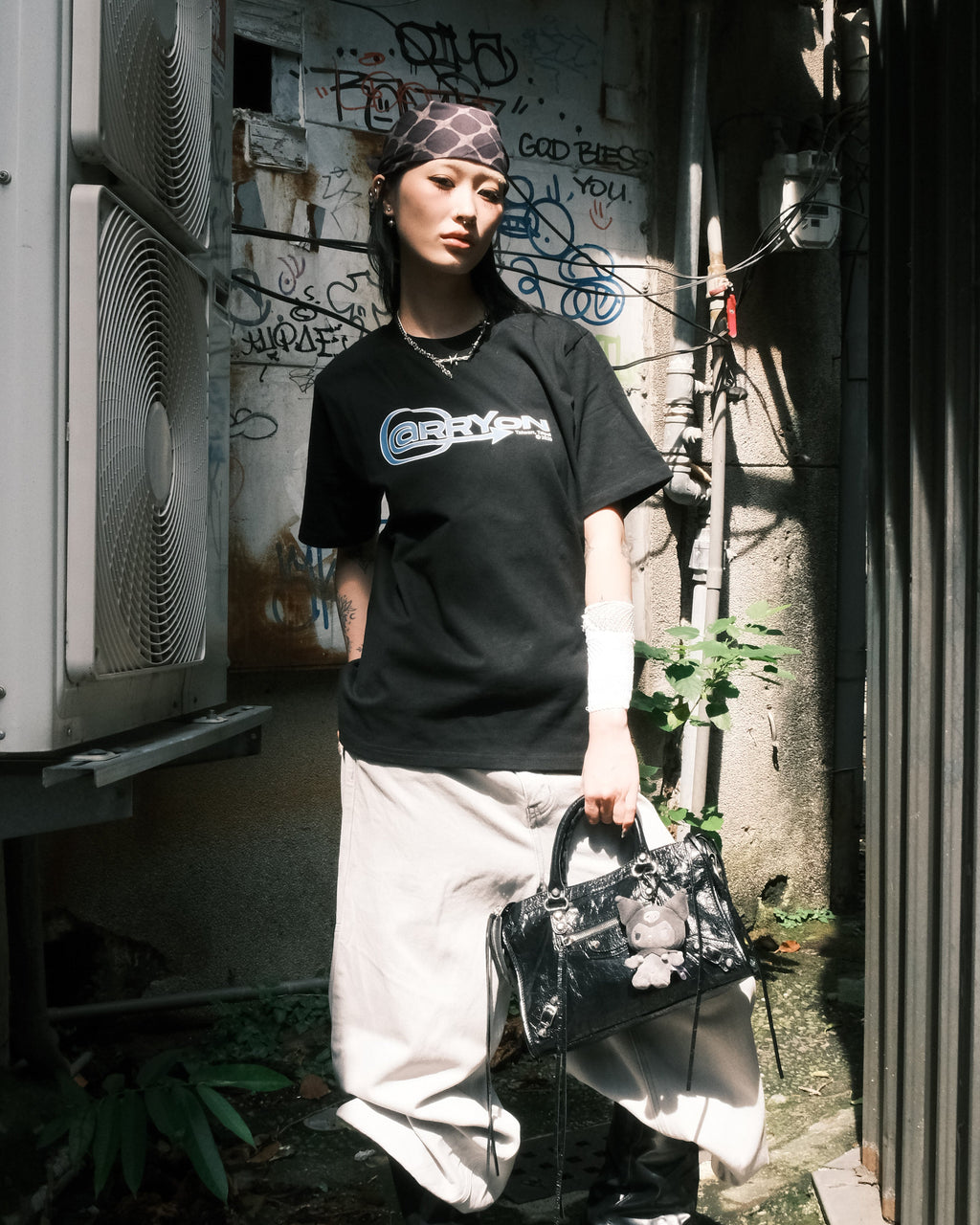 CARRYON 26SS Arrow Logo Tee 經典箭頭短T 黑色 修身版型
