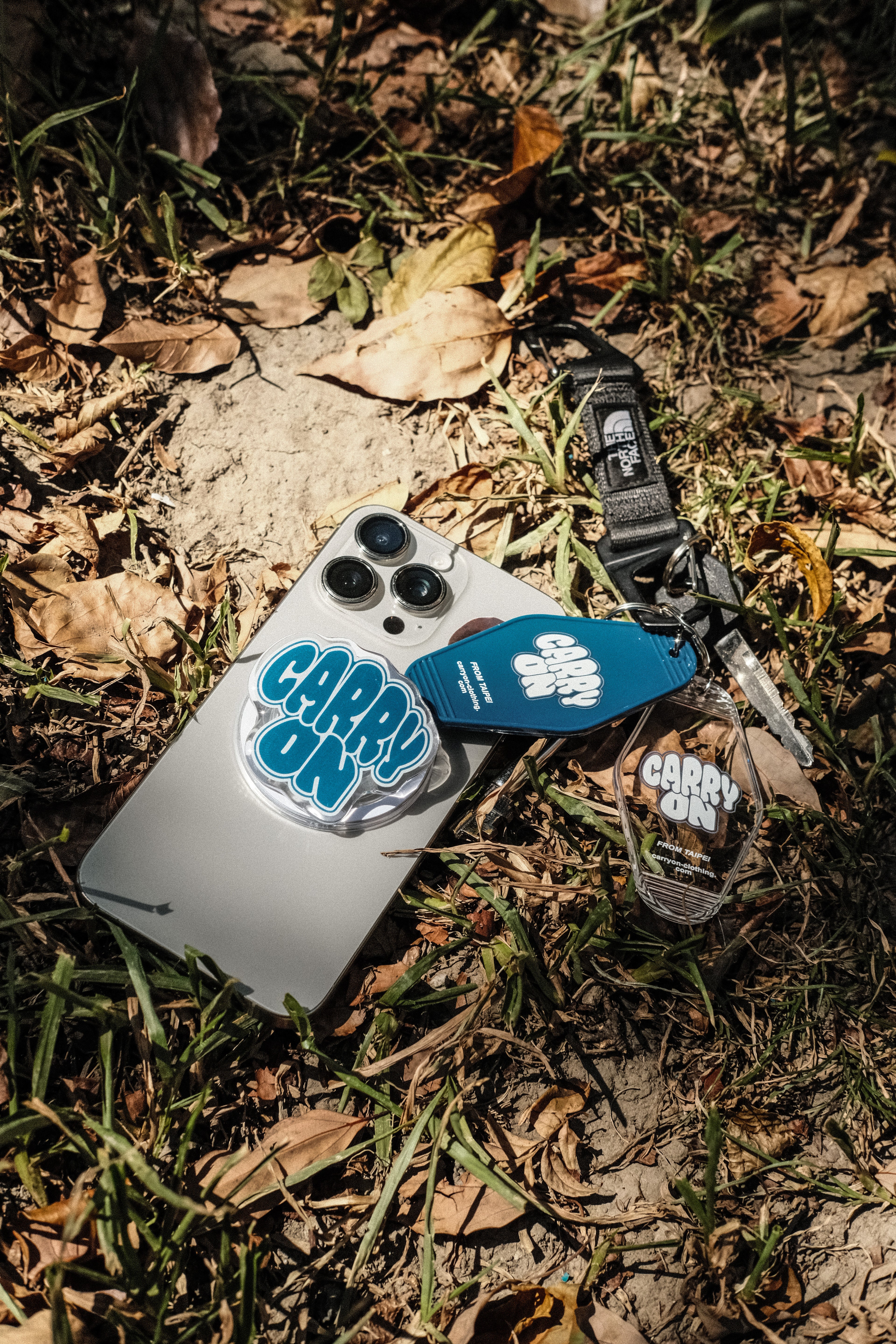 CARRYON 25SS Logo Phone Holder 手機支架