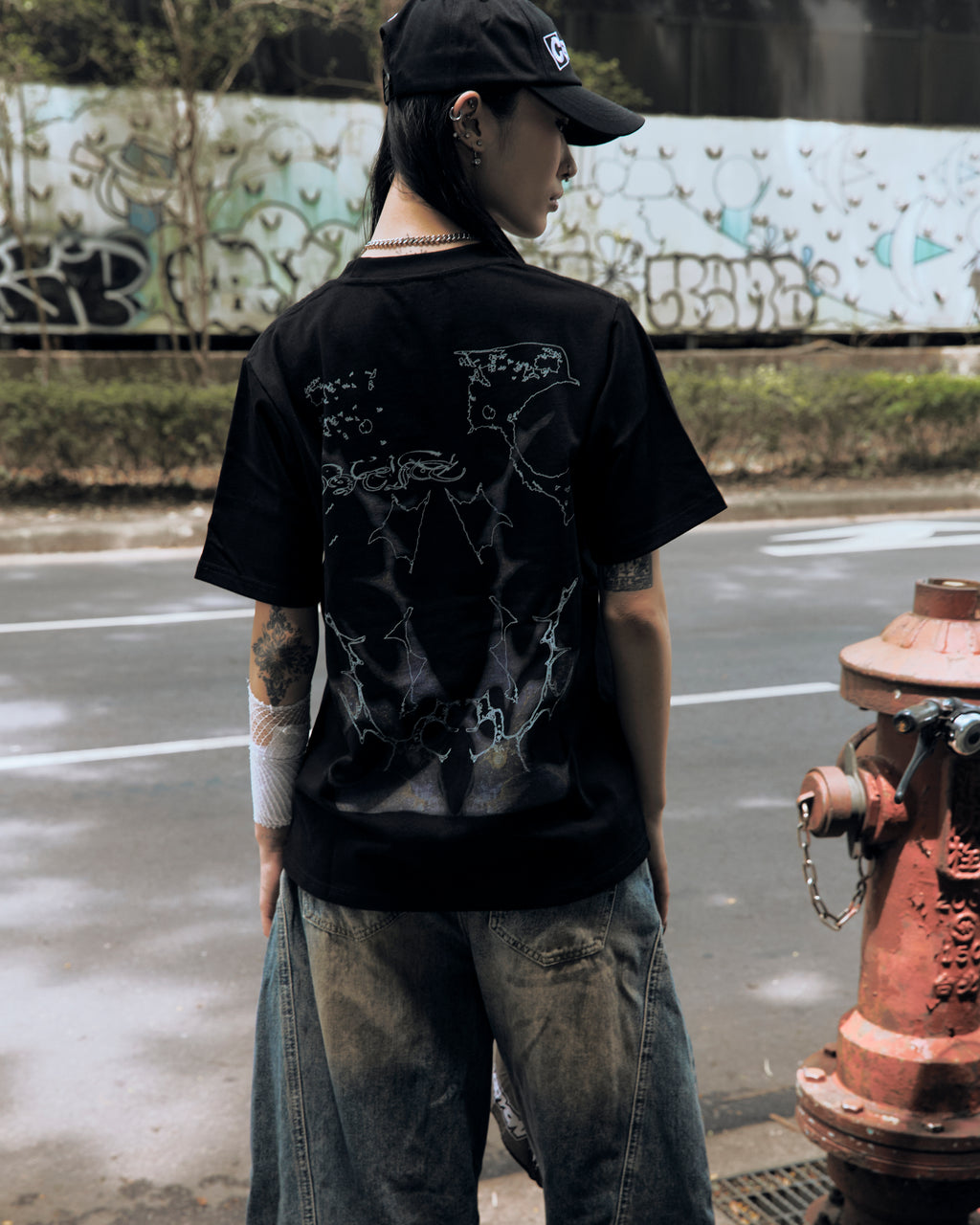 CARRYON × LOWKEY 26SS LOWFREQ VOL.3  聯名款短T 黑色