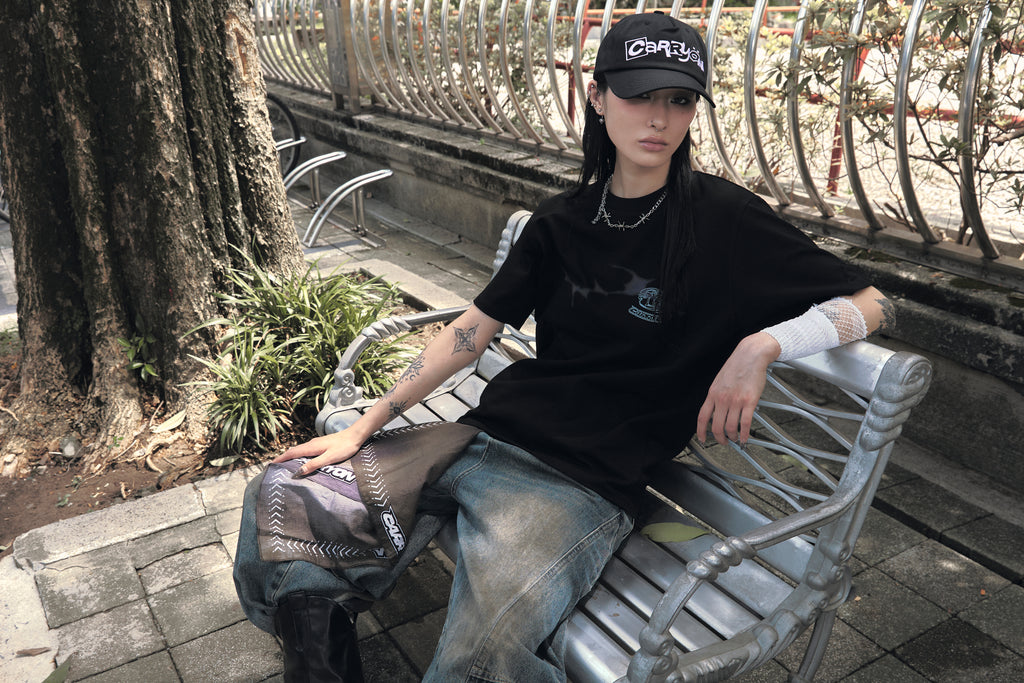 CARRYON × LOWKEY 26SS LOWFREQ VOL.3  聯名款短T 黑色