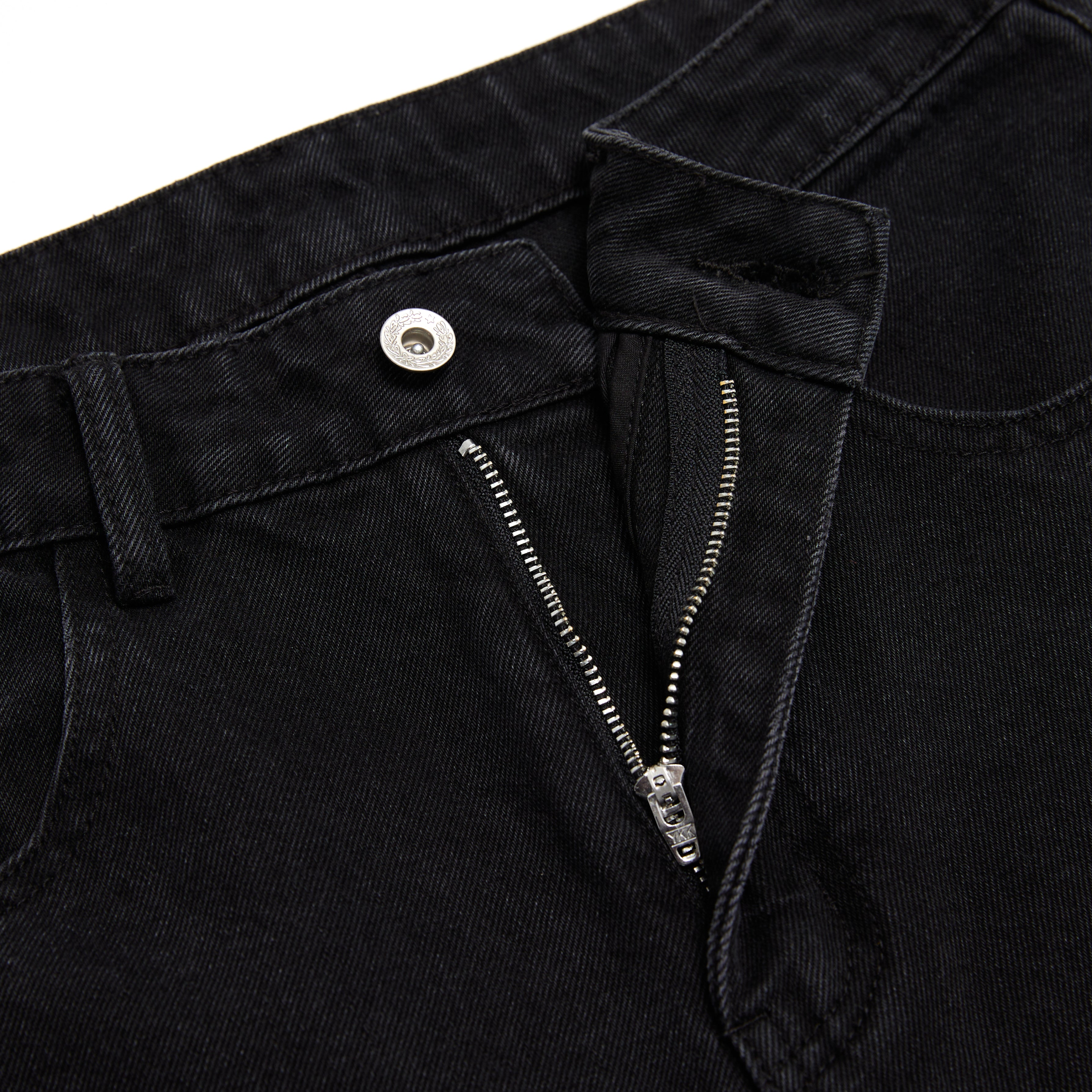 CARRYON 26 Pre-Spring Running Man Denim Jeans 電繡牛仔褲 黑色